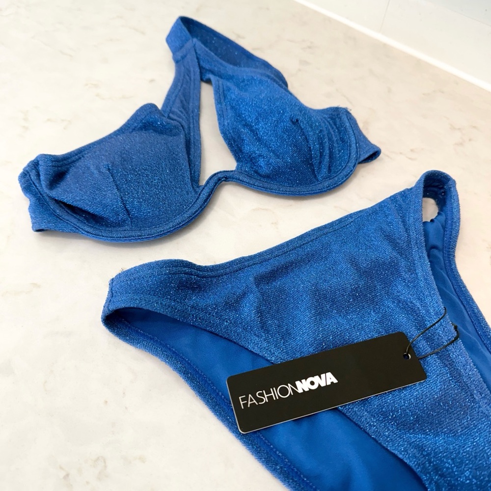 NWT Fashion Nova Bikini “Call Me On My Shell”